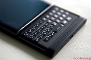 BlackBerry теперь под крылом TCL