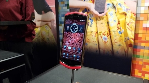 8848 Phones стоит 2900 долларов