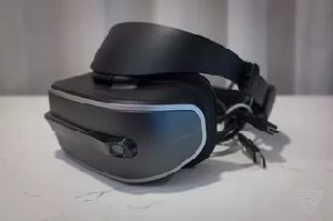 Новая AR-гарнитура Meta 2 дешевле HoloLens в три раза