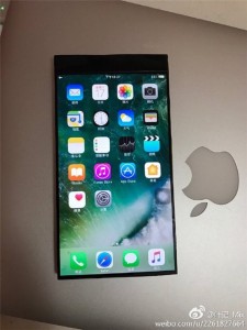 Безрамочный iPhone уже существует