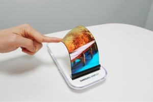 Samsung делает дисплеи для Apple