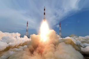 Одна ракета Индии сумела сразу запустить 104 спутника на орбиту