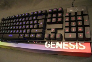 Обзор Oklick 760G - Бюджетная игровая клавиатура с RGB-подсветкой