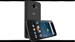 Компания ZTE разработала смартфон Blade V8 Mini 