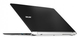 Ультратонкий ноутбук Acer Swift 5 появился в России