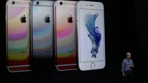 Компания Apple сообщила о начале продаж обновленного смартфона iPhone SE.