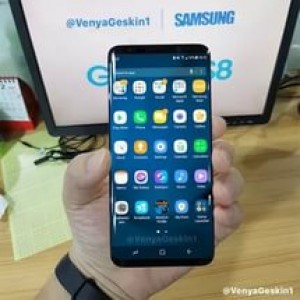  Samsung на мероприятии Unpacked 2017 