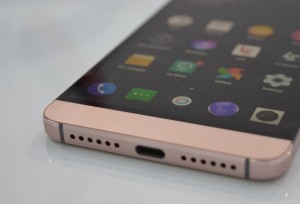 LeEco LE X920 показался на видео