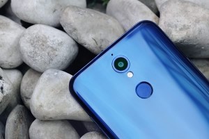 Готовится к анонсу флагманский смартфон Ivvi K5