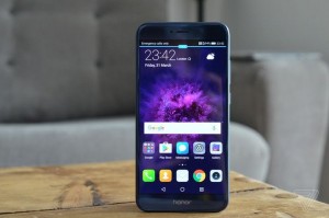 Сегодня компания Huawei представила для европейского рынка недорогой бюджетный смартфон.