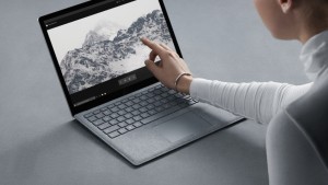 Ноутбук и специальная ОС от Microsoft