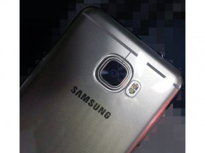  Galaxy C от Samsung, которые обещают ей двойную основную камеру.