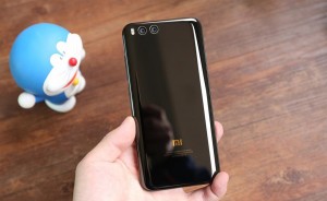 Xiaomi Mi 6 - самый крепкий смартфон 2017 года