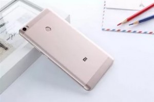 Xiaomi анонсировала обновленный планшетофон Mi Max 2