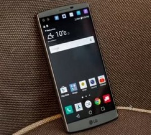 Были выложены рендеры мобильника LG V30