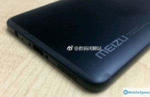 Прототип Meizu Pro 7 засветился на живом фото