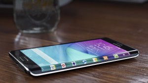 Samsung Galaxy Note 8 может стать первым девайсом