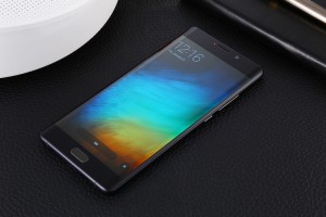 Xiaomi Mi Note 2 в обновленной версии SE