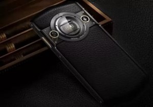  Компания Eben готовит к выходу очередной смартфон из люксовой серии 8848. 
