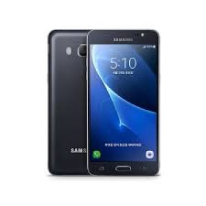 Samsung Galaxy J7+ с двойной камерой засветился на новых фото