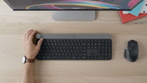  Logitech анонсировала умную клавиатуру CRAFT