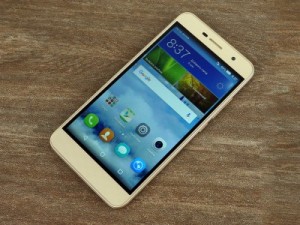  Huawei Honor 4C Pro подешевел до 8 990 рублей