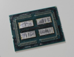 У AMD Ryzen Threadripper четыре 8-ядерных кристалла (32 ядра)