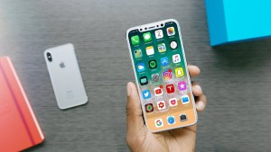  Apple iPhone 8 и iPhone 8 Plus поступили в продажу. Ожидаем iPhone X?