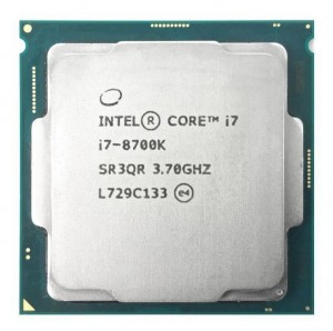 Появились фотографии скальпированного Intel Core i7 8700K 