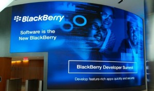 BlackBerry больше не в убытках