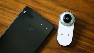 Essential Phone стал еще дешевле