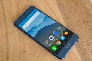 Смартфон Honor V10