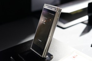  Новая раскладушка Samsung W2018 