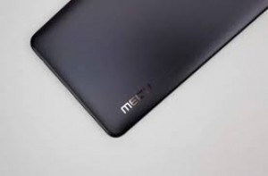 В сеть утекли живые фото и характеристики смартфона Meizu M15 Plus