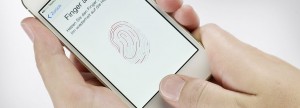 Смартфон со сканером пальца