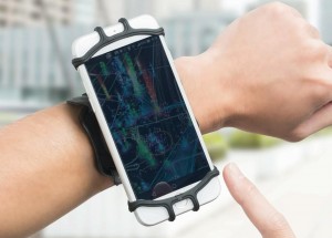 Sanwa Direct выпустил новое забавное устройство Smartwatch