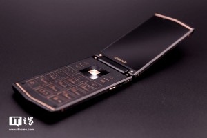 Gionee W919 в форм-факторе раскладушки