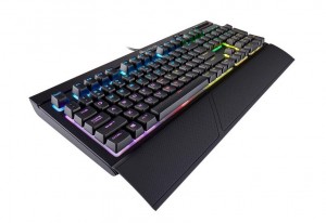 Водонепроницаемая клавиатура Corsair K68 RGB