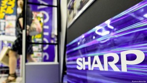 Смартфон Sharp Pi  получил АКБ на 3000 мач