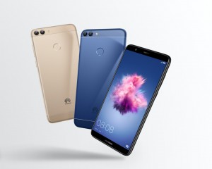 Недорогой смартфон Huawei P smart вышел в России