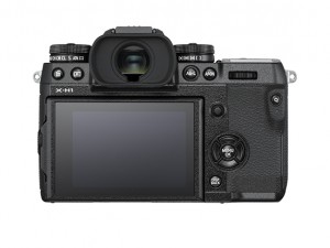 Представлена беззеркальная камера Fujifilm X-H1