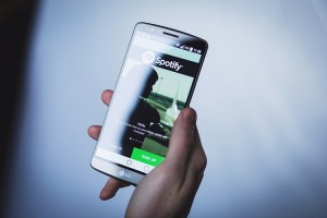 Spotify собирается выпустить собственное музыкальное устройство
