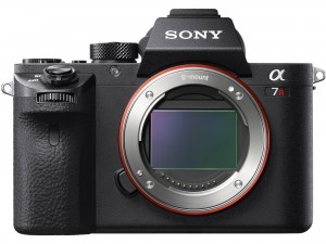 Стала известна цена фотоаппарата Sony α7 III