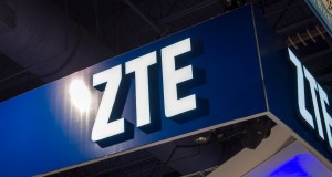 Смартфон ZTE V890 получит современный безрамочный экран (2:1)