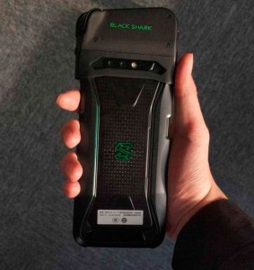 Появилась «живая» фотография смартфона Xiaomi Black Shark