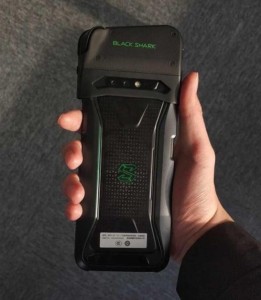 Xiaomi Black Shark вновь показали на фото