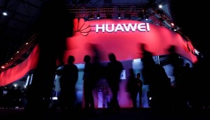 Huawei готовит гибкий смартфон