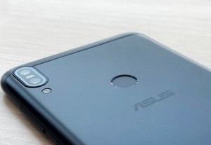 Цена смартфона ASUS Zenfone Max Pro M1  составила 165 долларов