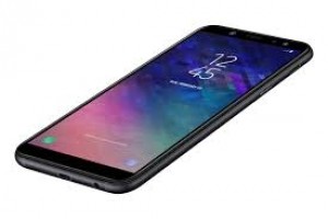 Смартфон Samsung Galaxy A6 оценен в 23 тысячи рублей