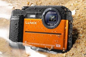 Фотоаппарат Panasonic Lumix DMC-FT7 оборудован электронным видоискателем 